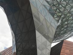 -东浩兰生上海世博展览馆