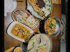 -隔壁老王·家常云南菜(花巷店)