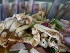 -四川小胡子海鲜(丁村万人海鲜广场店)