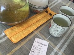 -天天向上素食餐厅(五台山店)
