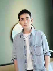 点击看大图 -Kraemer Paris苏豪路易士·嘉玛发廊