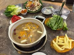 -野菌园·野生菌火锅首创第一家(关兴路总店)