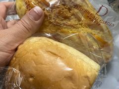 -顶东面包花园·生日蛋糕(太平店)
