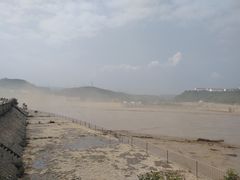 -黄河小浪底水利枢纽风景区