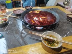 -正南齊北重庆老火锅(光华村直营店)