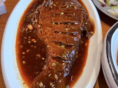 -莲餐厅·湖北菜·潜江小龙虾店(愚园路店)
