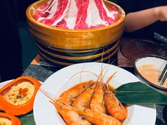 -牛YO寿喜烧·铁板烧和牛火锅自助(市府恒隆店)
