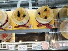-花花卷卷·鲜食蛋糕(静安久光百货店)