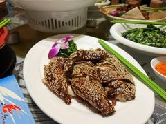-快乐海鲜酒楼(滇池路店)