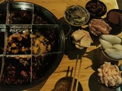 -岗上渣渣老火锅(两路口店)