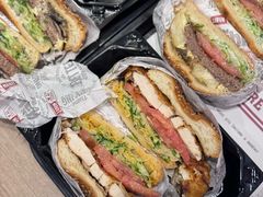 -The Habit Burger Grill 哈比特汉堡(爱琴海店)