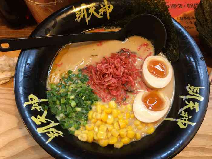 博多拉面别天神-"在中环晃悠的时候看到这家店,因为印象中对.