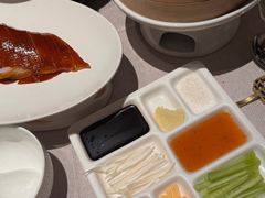 酥香嫩烤鸭-四季民福烤鸭店(外滩外白渡桥店)