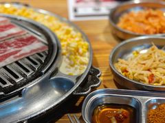 -青瓦炭韩潮烤肉(花园道店)