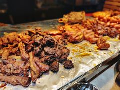 -锤头鲨毛肚海鲜烤肉自助餐厅(国购广场店)