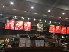 -星巴克(上海虹桥新天地二店)