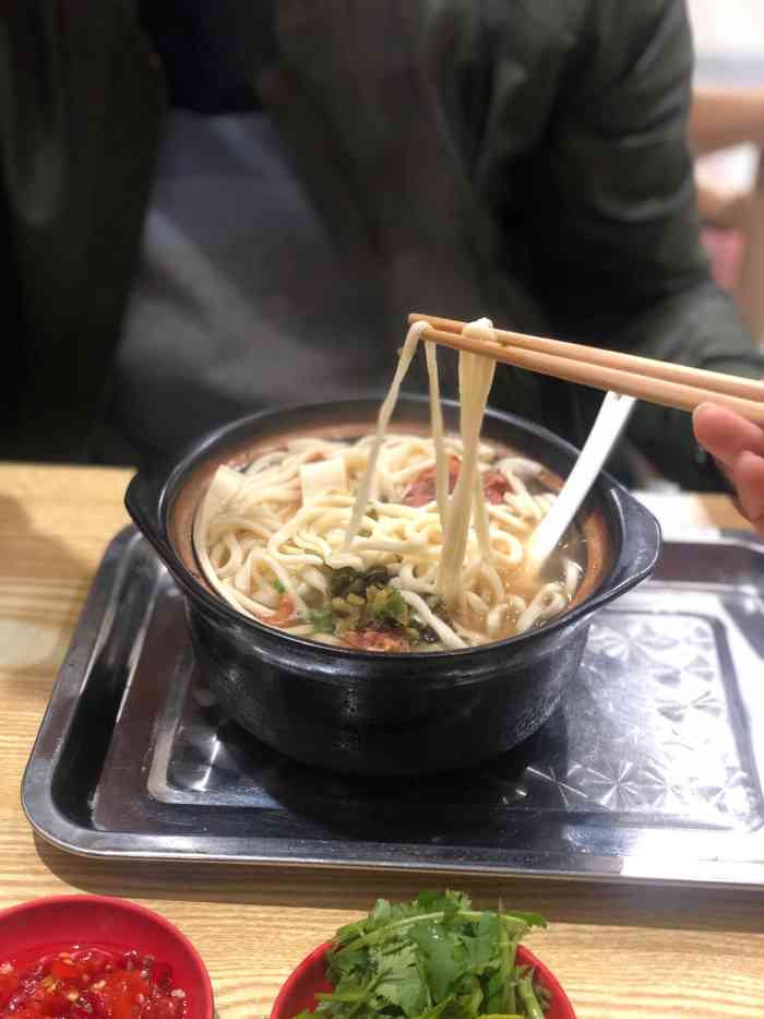 成记义乌砂锅面(万达店)-"95一人食95 78寒冷的冬天要有一晚热.