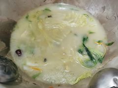 -姚记抚仙湖石锅鱼庄