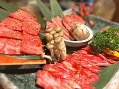 -炼火烤肉店