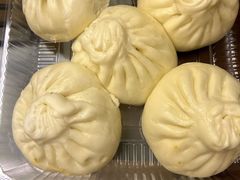 -白玉兰食品甜凤店(合生汇店)