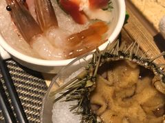 -雍和会海鲜姿造自助(湖东路店)