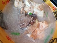 野山菇炖排骨汤-来韶饭店