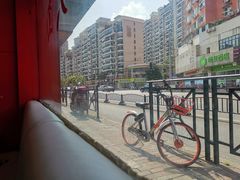 景观位-明呈黄鱼面馆(斜土路店)