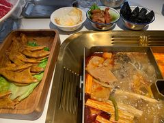 -九鼎轩脆毛肚火锅(南京东路店)