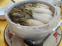 金银花炖猪肺汤-海鲜街菜馆(海珠南路店)