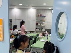 -昂立少儿成长中心(浦东蓝村路地铁站校区)