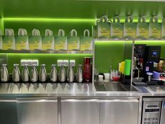 -柠檬向右(宝杨宝龙店)