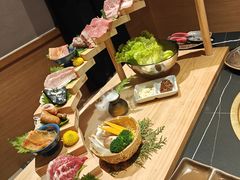 -山川小町·极番烧肉(新地假日广场店)