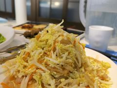 白菜拌蛰皮-大锅强·蒸海鲜青岛菜(金沙滩店)
