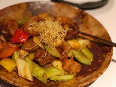 香菇马蹄炒M5牛肉-三号黄浦会Canton Table