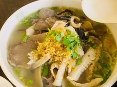 -潮镇老尾牛杂(环城西路店)