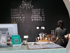 -有猫主题·治愈系猫咖(曾厝垵店)