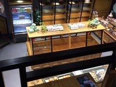 面包甜点陈列柜-林记开心动物奶油生日蛋糕(江南春晓店)