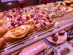 -巴黎贝甜(华堂新辰汇店)