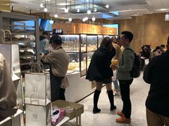 等位区-奈雪的茶(湖滨银泰in77C区PRO店)