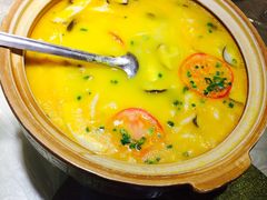 -兔行天下-鸿鹤鲜锅兔(中海国际店)