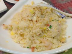 -扒虾小妹儿麻辣海鲜(宏图街店)