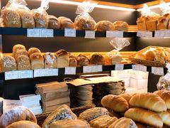 咸海盐牛角-贝克托马斯·德式烘焙传承(海上世界店)