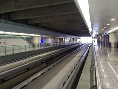 -龙阳路磁悬浮列车总站-停车场