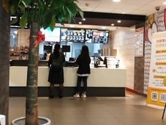 -麦当劳(新城市广场店)