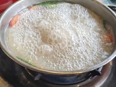 -老石黑山羊毛驴肉火锅(金凯广场店)