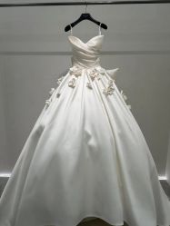 点击看大图 -南京宝娜嫁衣婚纱礼服馆(中央路店)