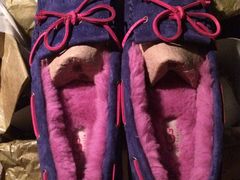 -UGG(燕莎奥特莱斯购物中心店)