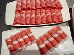 -海底捞火锅(曹安公路店)