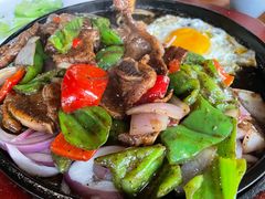 铁板牛仔骨-盐帮食坊•小河帮川菜(四川师大店)