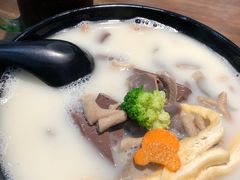 -鸭小妹鸭血粉丝(老门东店)